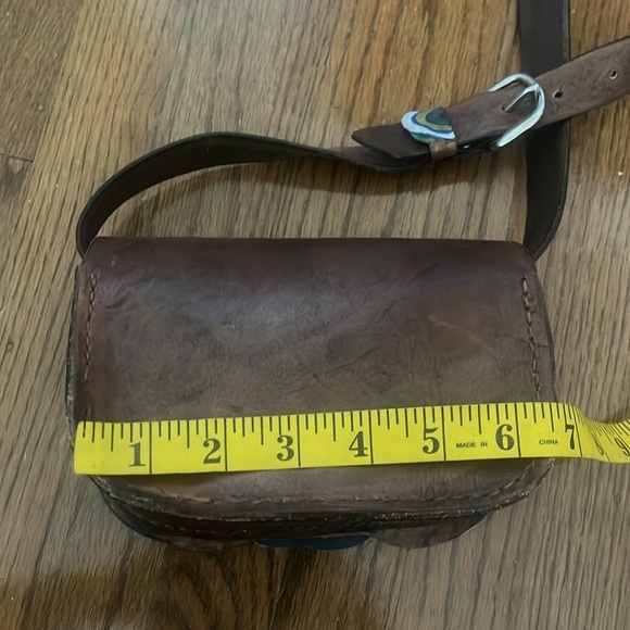 Crossbody Multi-color Flower Handbag - Picture 11 of 12